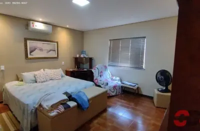 Casa para Venda em Porto Velho, Pedrinhas, 4 dormitórios, 3 suítes, 4 banheiros, 3 vagas