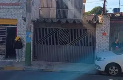 Casa com 2 quartos à venda no Jardim Irene, Santo André 