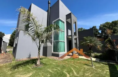 Sobrado para Venda em Cascavel, Região do Lago, 3 dormitórios, 1 suíte, 3 banheiros, 4 vagas