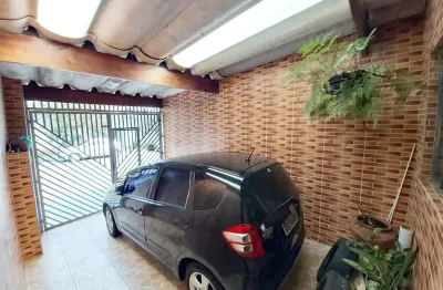 BAIXOU O PREÇO! Sua Chance de Morar Bem Está Aqui!   Lindo Sobrado Reformado no Condomínio Palmares