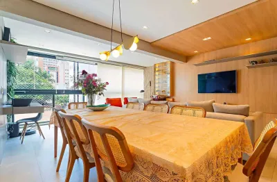 Apartamento à venda, 123 m2, 3 suítes, reformado, 3 vagas e lazer completo!