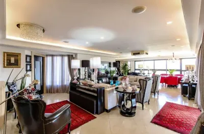 Apartamento alto padrão com vista livre para o parque ibirapuera