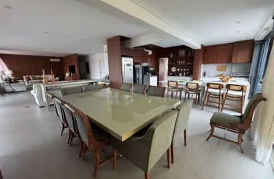 Apartamento com 355 m², 3 suítes, 4 vgs, lazer com quadra de tênis oficial, moema pássaros!