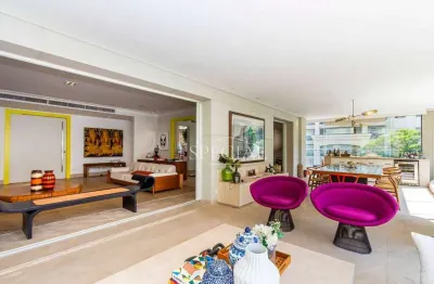 Apartamento com 4 quartos à venda na Avenida Sabiá, 220, Moema, São Paulo