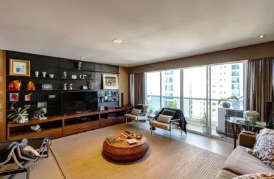 Cobertura reformada de alto padrão no campo belo — 664m² com jacuzzi e área gourmet