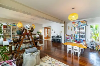 Casa com 3 quartos à venda na Rua Santelmo, 88, Jardim Luzitânia, São Paulo