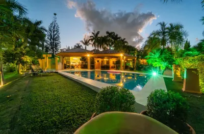 Casa com Habite-se em Lote de 2500m2 + 5000m2 de Área Verde. Área gourmet espetacular