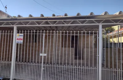 Casa com 3 quartos para alugar na Vila Portuguesa, São Paulo 