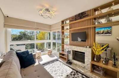 Apartamento alto padrão apenas 5 minutos da rua coberta,totalmente mobiliado e decorado à venda no centro de gramado
