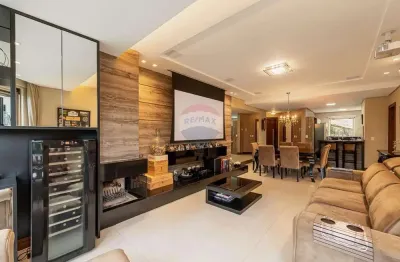 Apartamento alto padrão, mobiliado e decorado, centro de gramado.