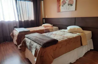 Sua estadia dos sonhos em canela, com vista deslumbrante para a catedral!