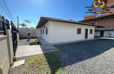 Casa para locação - amplo terreno - com 4 quartos no gravatá