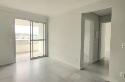 Apartamento com 2 quartos sendo 1 suíte no kobrasol