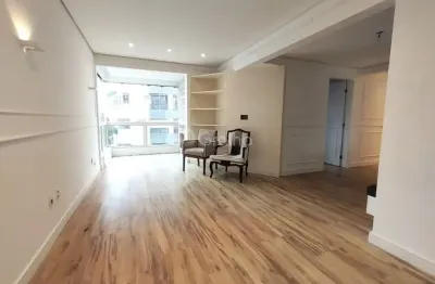 Apartamento de 110m² com 3 quartos sendo 1 suíte no itacorubi