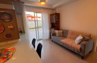 Apartamento de 124m² com 2 quartos sendo 1 suíte na carvoeira próximo à ufsc