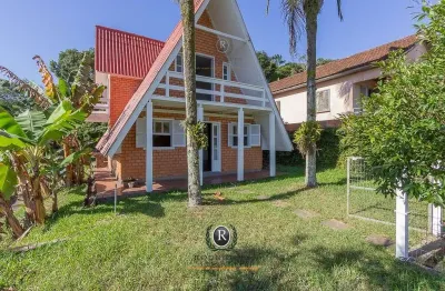 Casa com 2 quartos à venda na Rua Dionel Ferro, 244, Vila São João, Torres