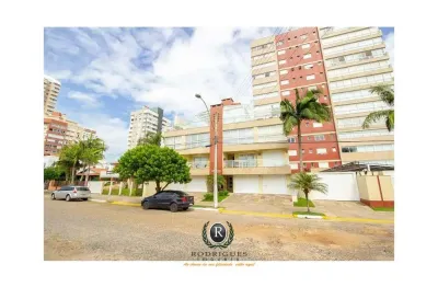 Apartamento com 3 quartos para alugar na Rua Sete De Setembro, Praia Grande, Torres