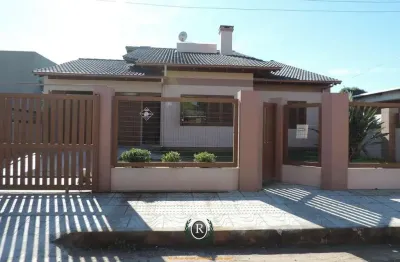 Casa com 3 quartos para alugar na Rua Artur Manoel Schefer, Igra Norte, Torres
