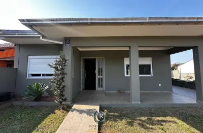 Casa com 4 quartos para alugar na Avenida Pôrto Alegre, Praia Paraíso, Torres