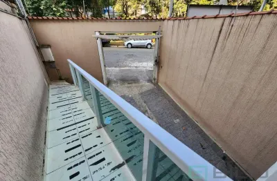 Casa com 3 quartos para alugar na Chácara Seis de Outubro, São Paulo 