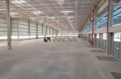 Barracão / Galpão / Depósito para alugar no Quinhaú, Embu das Artes  por R$ 320.740