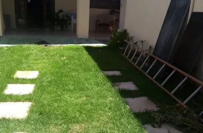 Cód. 61 caji casa térrea com 3/4 e quintal e piscina privativa