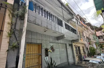 Cód. 57 cabula casa com 2/4 e varanda na estrada das barreiras