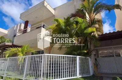 Casa duplex a venda de 3 suítes com 174m² e 2 garagens em buraquinho