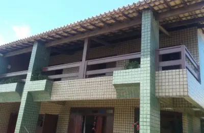 Cód. 541 itapuã mansão com 5/4 sendo 3 suítes e 6 vagas de garagem