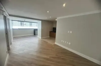 Apartamento à venda na Avenida Alphaville, Alphaville I, Salvador