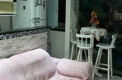 Cód. 250 garcia casa frente de rua com 2/4 e piscina privativa