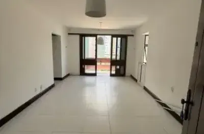 Cód. 244 barra 3/4 com suíte nascente e ventilado com 2 vagas