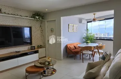 Apartamento a venda de 2 suítes + varanda e 2 garagens no caminho das arvores