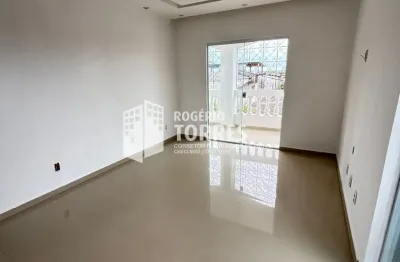 Casa 1º andar a venda de 3/4, 1 suíte em castelo branco
