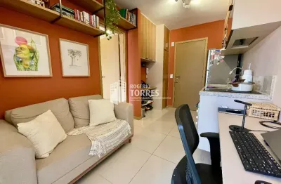Apartamento a venda 1/4 mobiliado, varanda e 1 vaga na federação
