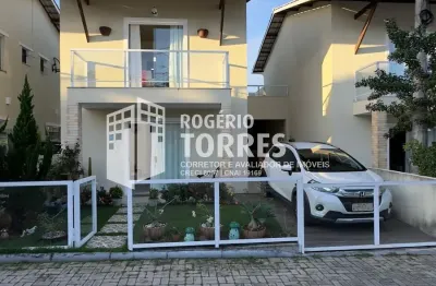 Casa duplex a venda de 3/4, 2 suítes com energia solar e 2 garagens em abrantes