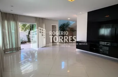 Casa a venda de 3 suítes + dependência, energia solar e garagem em lauro de freitas