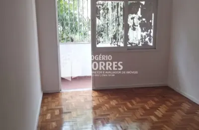 Apartamento a venda de 3/4, 1 suíte +dependência, amplo com 160m² em nazare