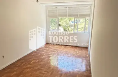 Apartamento a venda de 3/4, 1 suíte +dependência, amplo com 160m² em nazare
