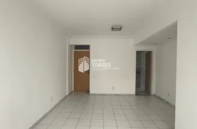 Apartamento a venda de 3/4, 1 suíte + dependência e 1 garagem no imbui