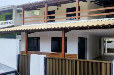 Alugo excelente casa em condomínio fechado na praia do flamengo / stella maris