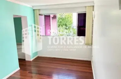 Apartamento a venda de 1/4 com dependência e garagem coberta na barra