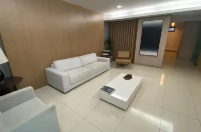 Cód. 543 caminho das árvores 2/4 com suíte e varanda com 3 vagas