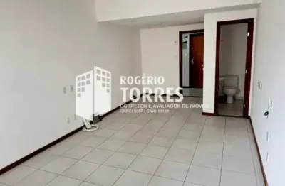 Sala comercial a venda de 27m² com banheiro e garagem no caminho das arvores