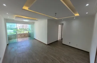 Cód. 008 costa azul 2/4 com dependência e varanda vista livre