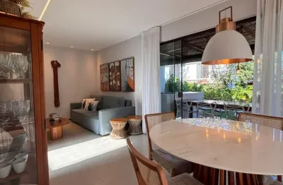 Casa à venda em praia do forte – 3 suítes | porteira fechada- conforto, privacidade e contato direto com a natureza.