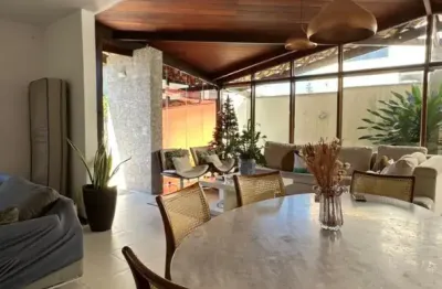 Oportunidade em Piatã! Casa Térrea | 245m² | Condomínio Jardim Plakaford