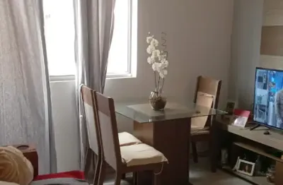 Cód. 007 Vale dos Lagos 2/4 Térreo com 2 Vagas Privativas na Rua F