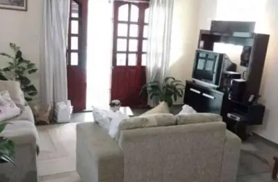 Sobrado com 3 dormitórios à venda, 180 m² por r$ 580.000,00 - bela vista - pindamonhangaba/sp