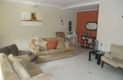 Casa com 3 dormitórios à venda, 260 m² por r$ 750.000,00 - nossa senhora do perpétuo socorro - pindamonhangaba/sp